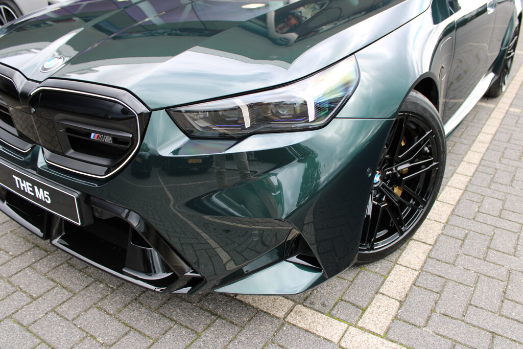 BMW M5 2