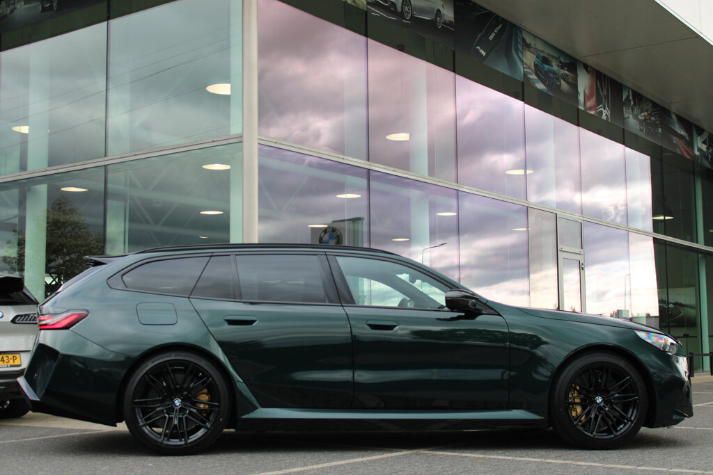 BMW M5 6