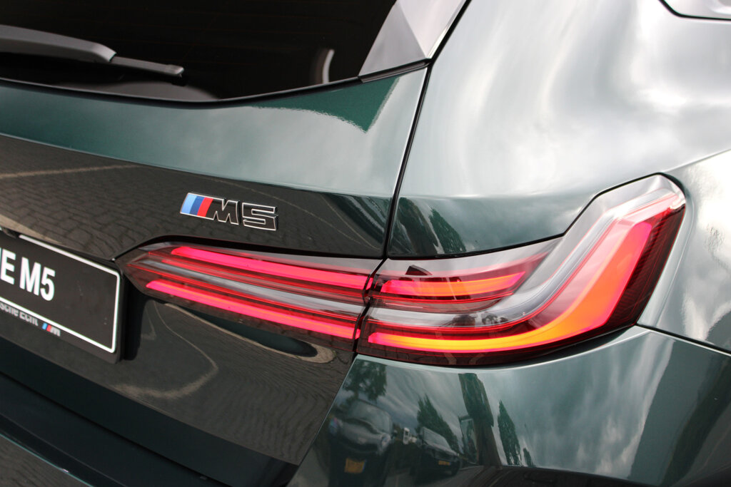 BMW M5 9
