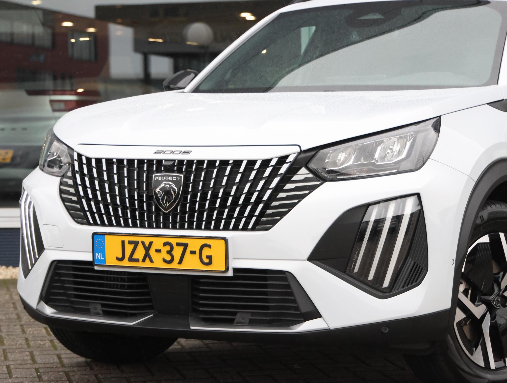 Peugeot 2008 1.2 Hybrid 145 Allure - Afbeelding 5