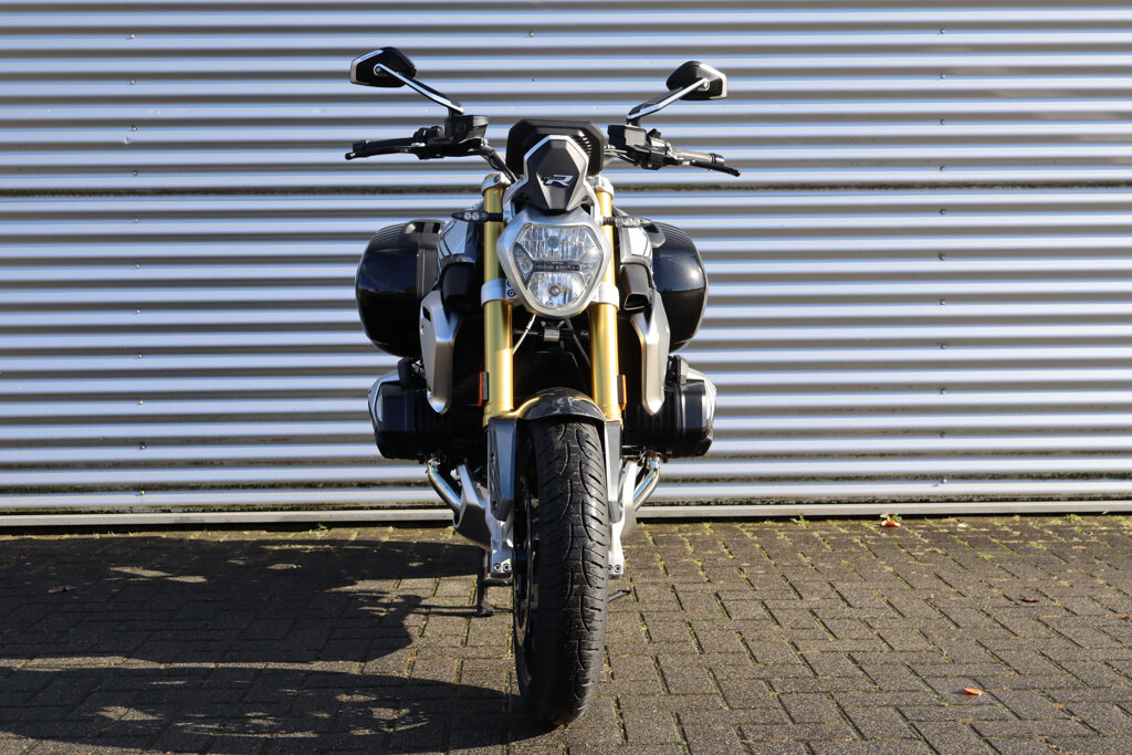 BMW R 1250 R 16