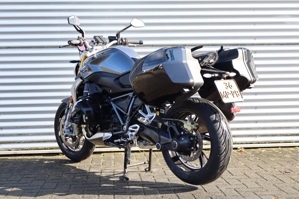 BMW R 1250 R 21