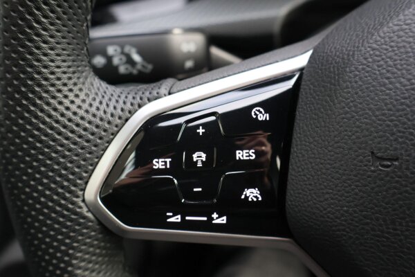 cruise control adaptief met Stop&Go en stuurhulp cruise control adaptief met Stop&Go en stuurhulp