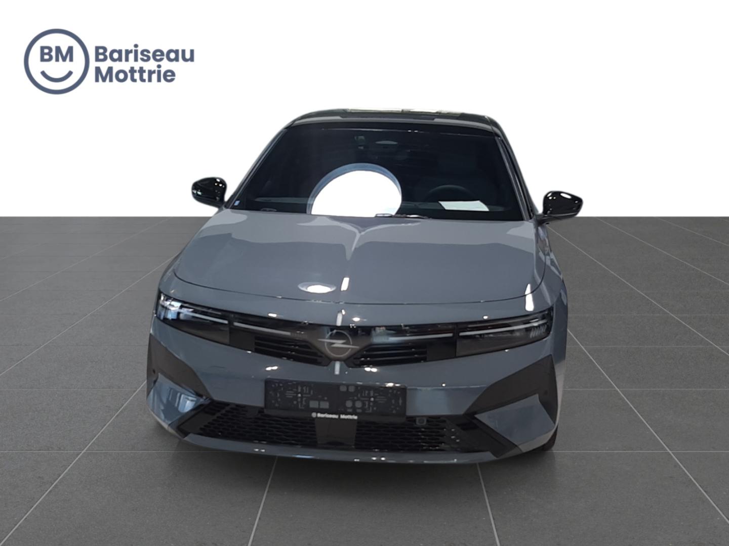 Opel Astra Sports Tourer GS 1.2 T Hybrid - Image 2