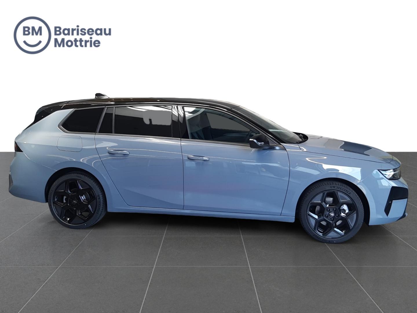 Opel Astra Sports Tourer GS 1.2 T Hybrid - Image 3