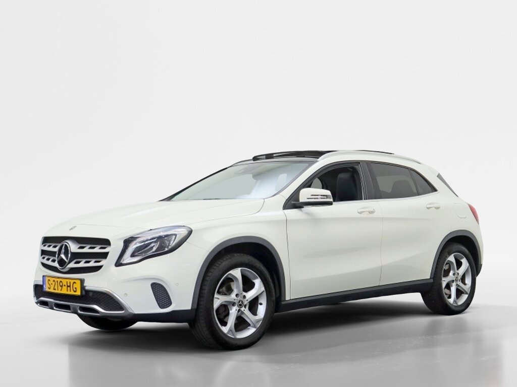 Mercedes-Benz GLA 180 Business Solution | Pano | Cruise | LED