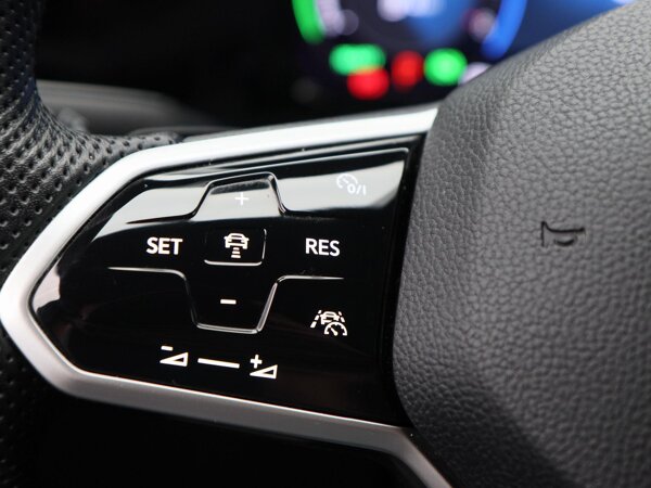cruise control adaptief met Stop&Go en stuurhulp