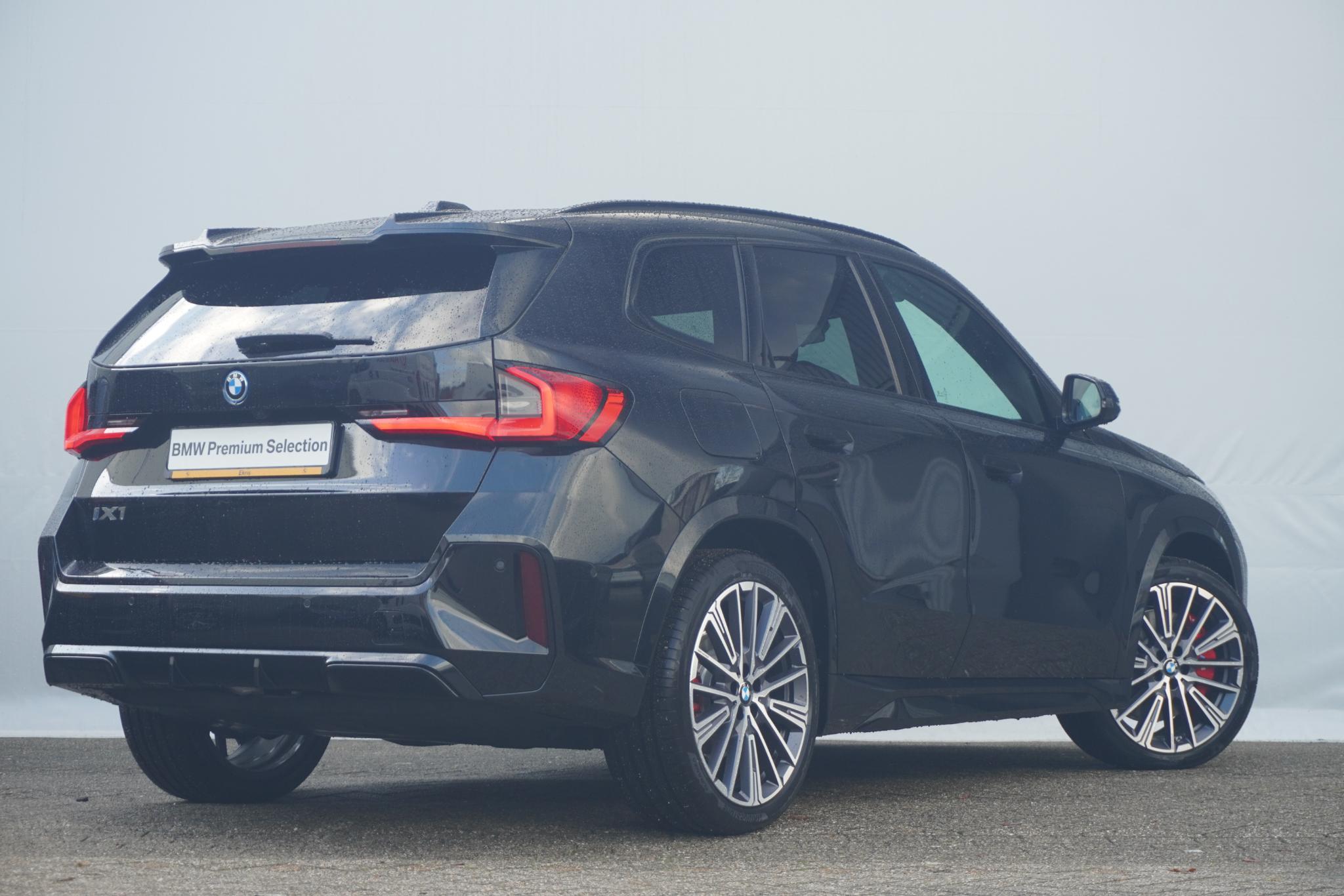 BMW iX1 eDrive20 - Afbeelding 2