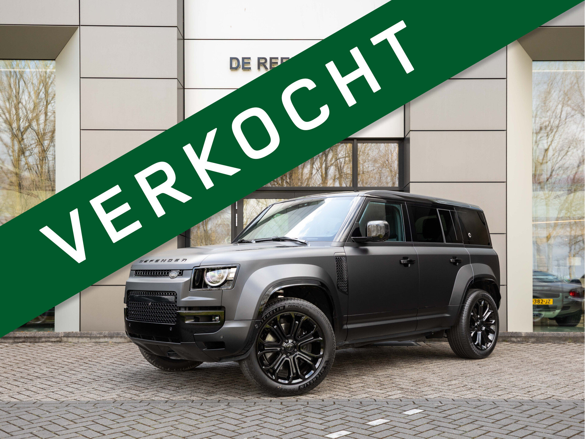 Land Rover Defender 110 4.4 P635 110 OCTA BLACK