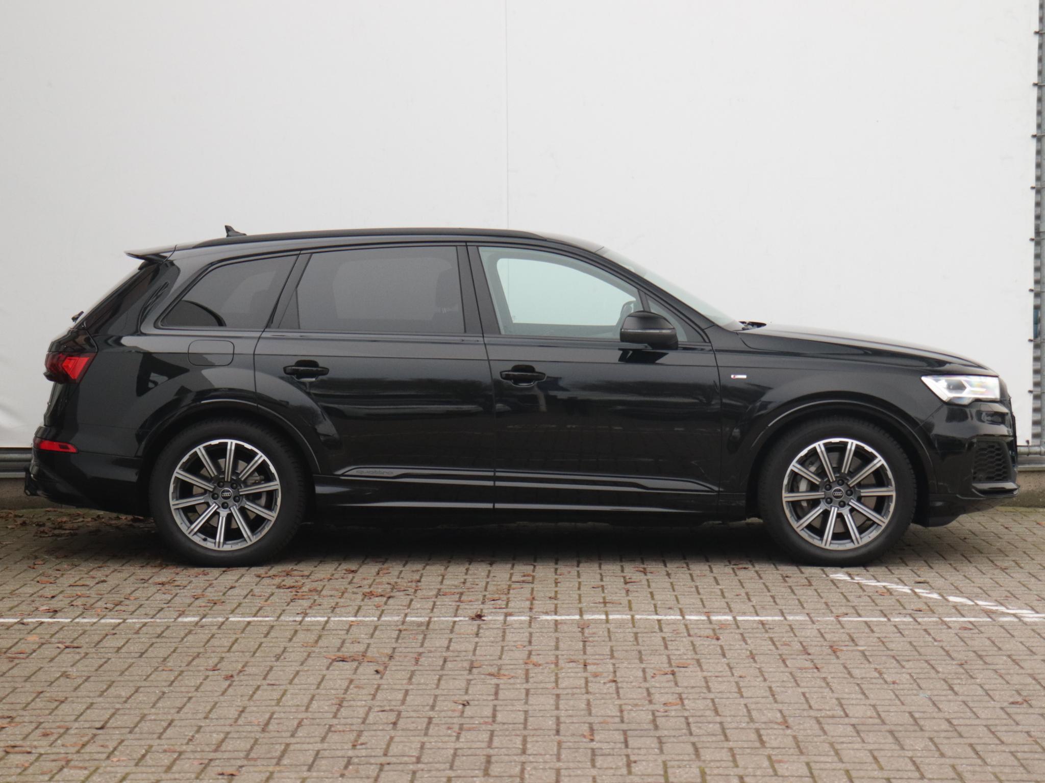 Audi Q7 55 TFSI e quattro Pro Line S
