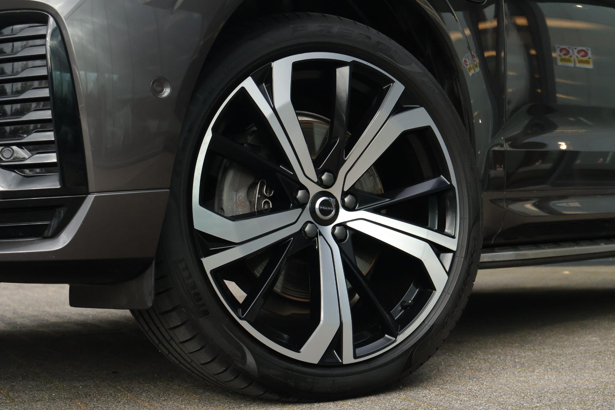 Volvo XC60 2.0 T6 Plug-in hybrid AWD Ultimate Dark - Afbeelding 4