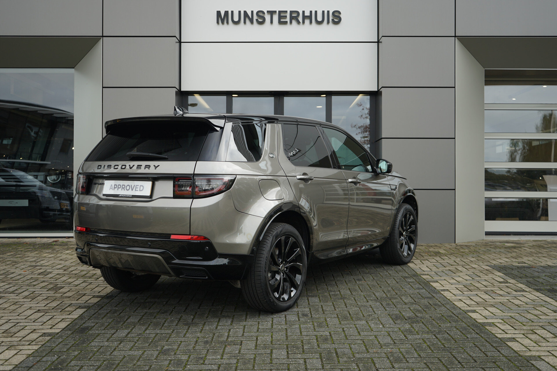 Land Rover Discovery Sport P270e PHEV Dynamic SE
