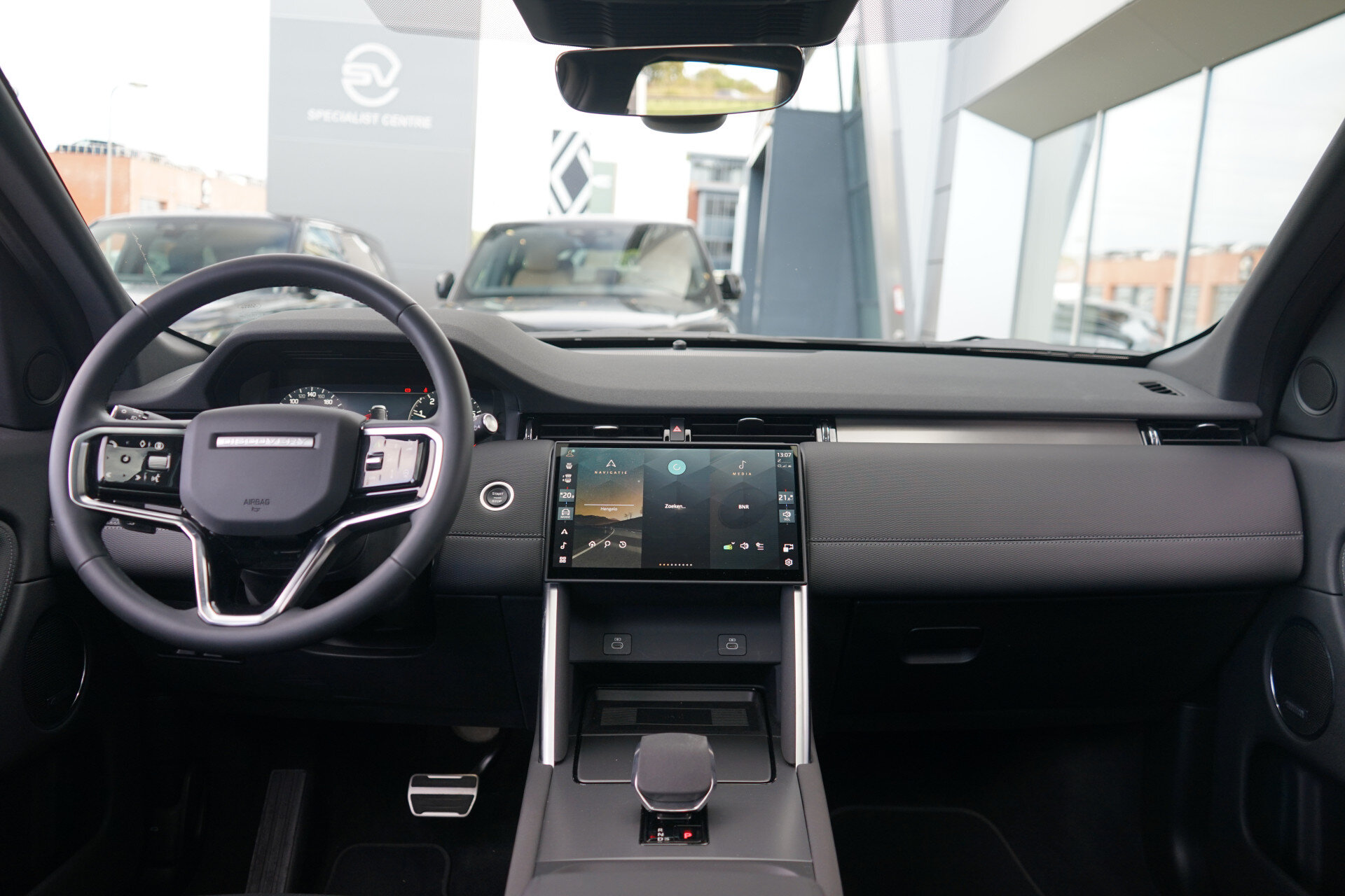 Land Rover Discovery Sport P270e PHEV Dynamic SE - Afbeelding 4