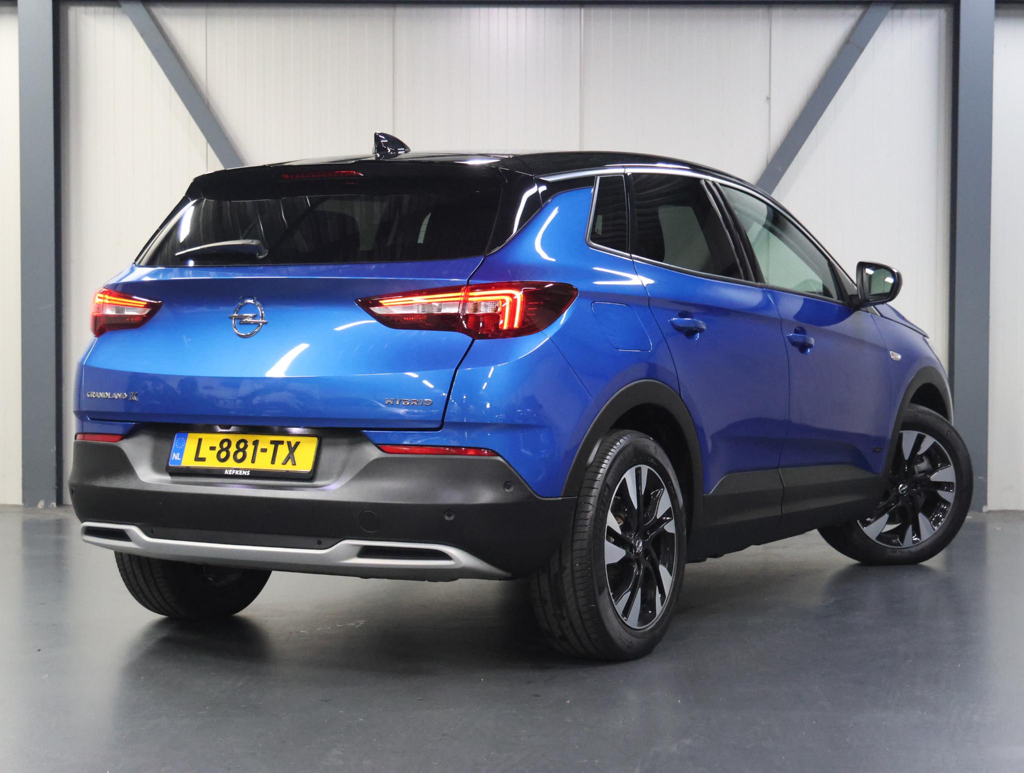 Opel Grandland X 225PK Hybrid Ultimate - Afbeelding 3