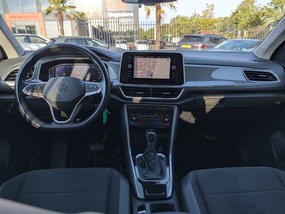 Volkswagen T-Roc 1.5 150PK Style | Trekhaak | Navi | ACC | Camera | LED | Stoelverw. | Half Leder | PDC | AppConnect - Afbeelding 2
