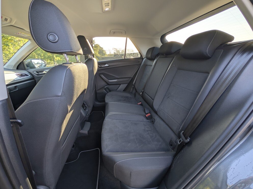 Volkswagen T-Roc 1.5 150PK Style | Trekhaak | Navi | ACC | Camera | LED | Stoelverw. | Half Leder | PDC | AppConnect - Afbeelding 5