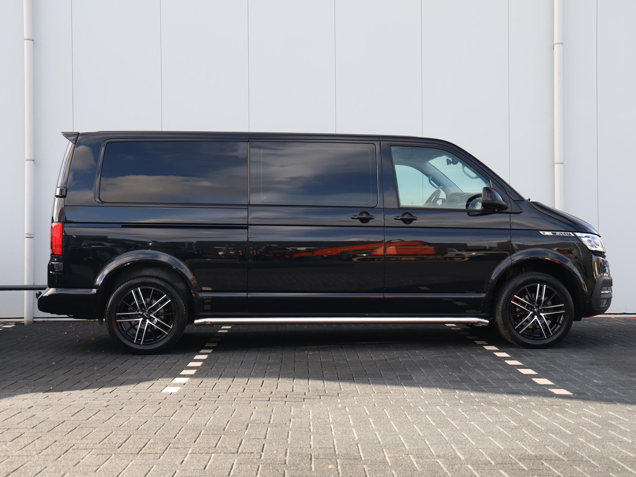Volkswagen Transporter 2.0 TDI 150PK L2 DSG Bulli