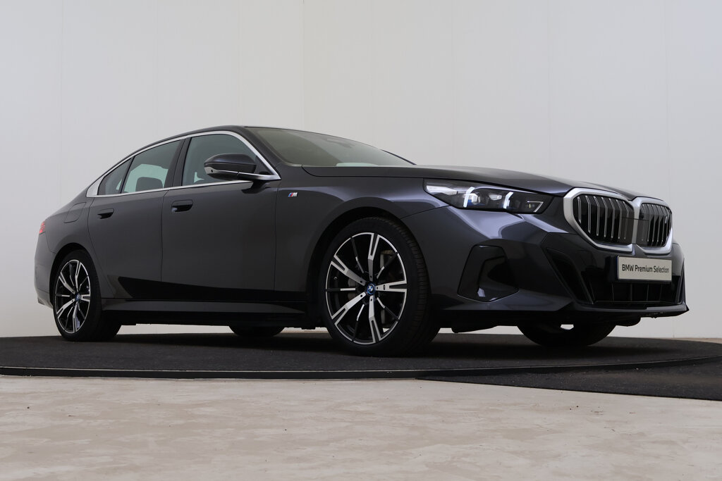 BMW i5 10