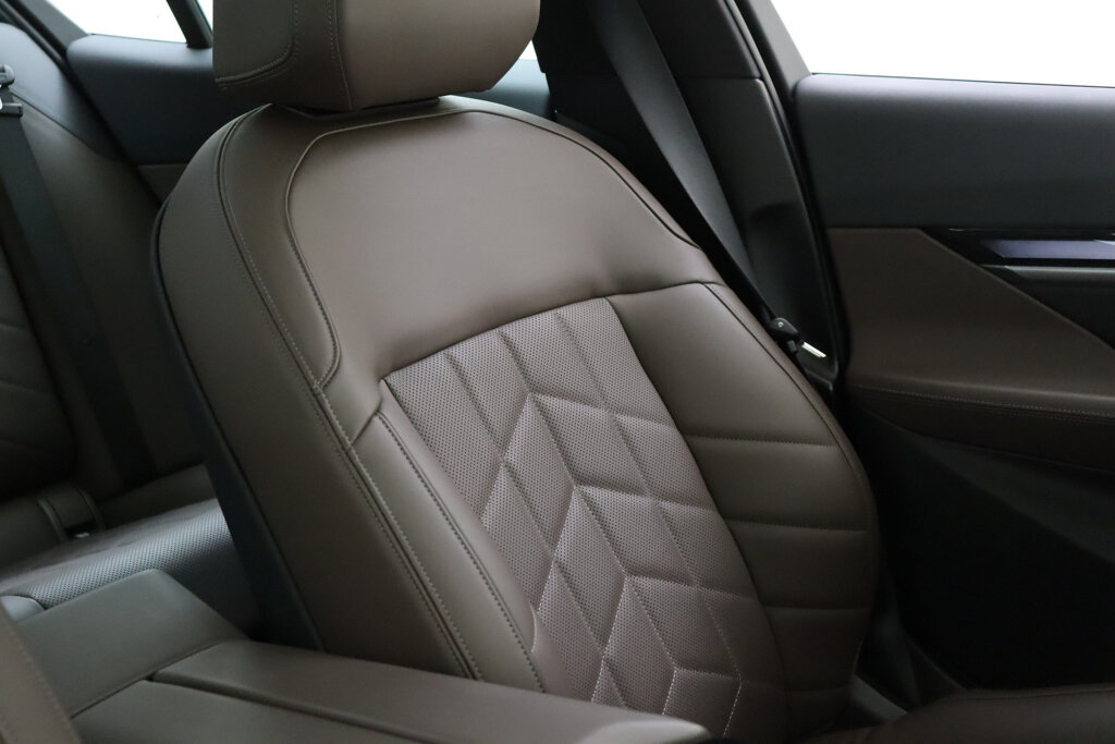 BMW i5 18