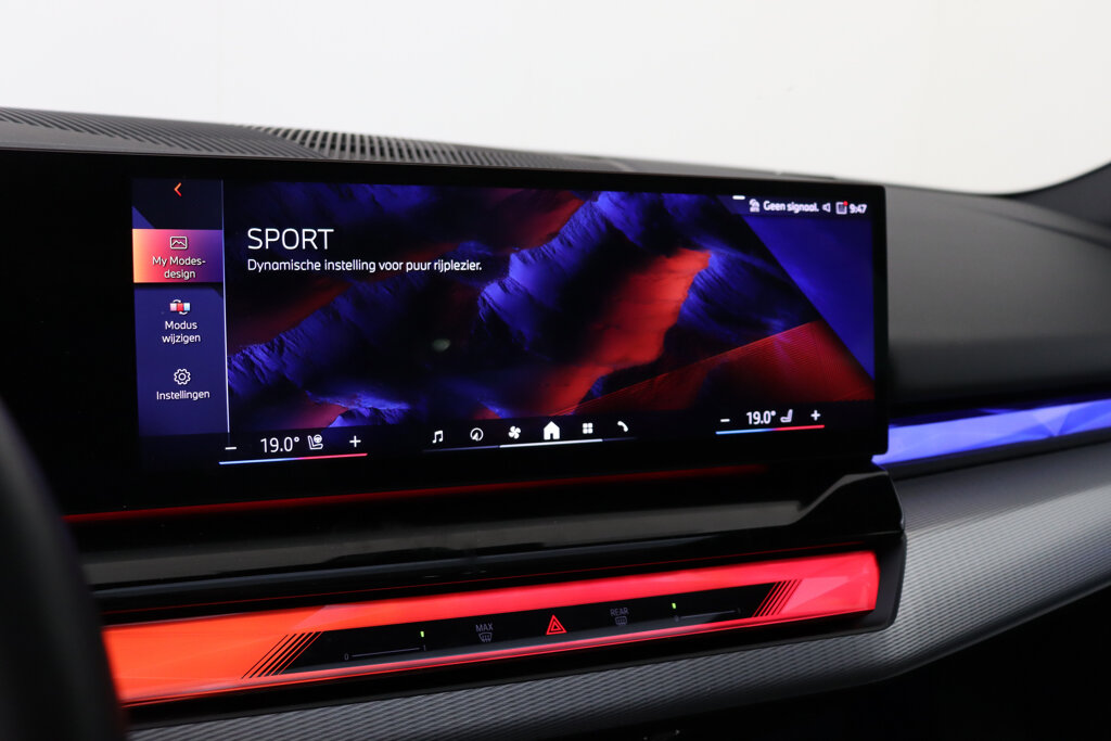 BMW i5 38