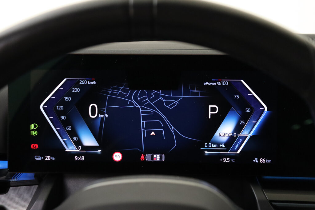 BMW i5 41