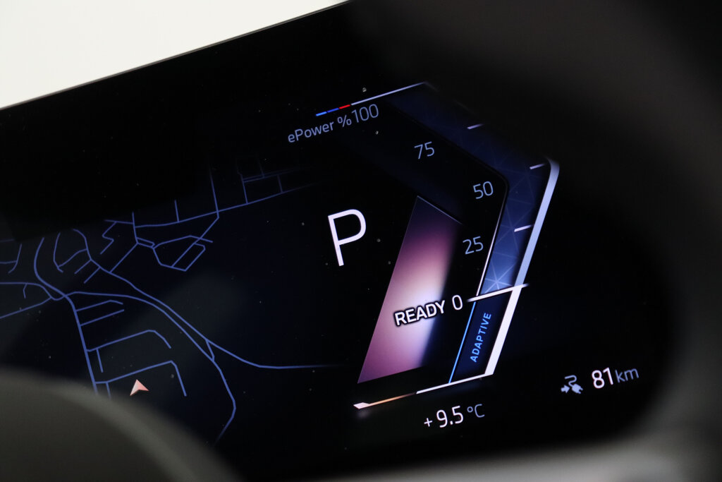 BMW i5 42