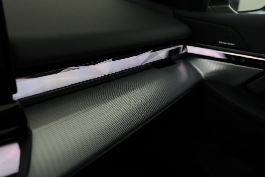 BMW i5 47