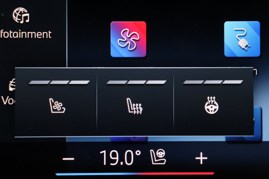 BMW i5 55