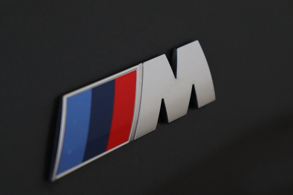 BMW i5 60