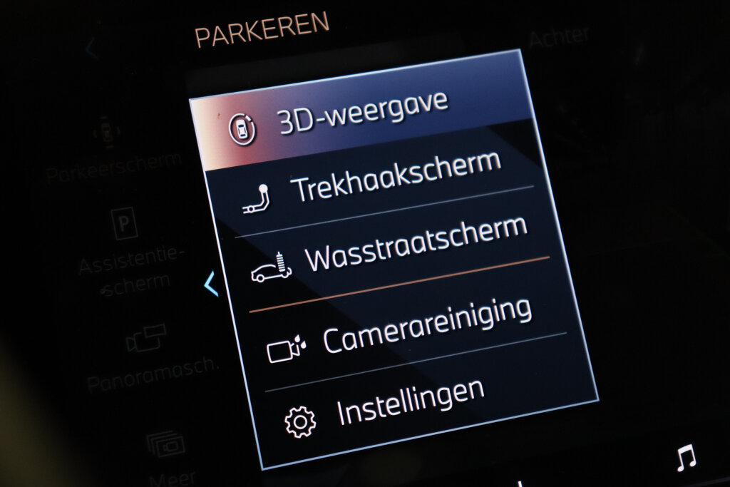 BMW i5 66