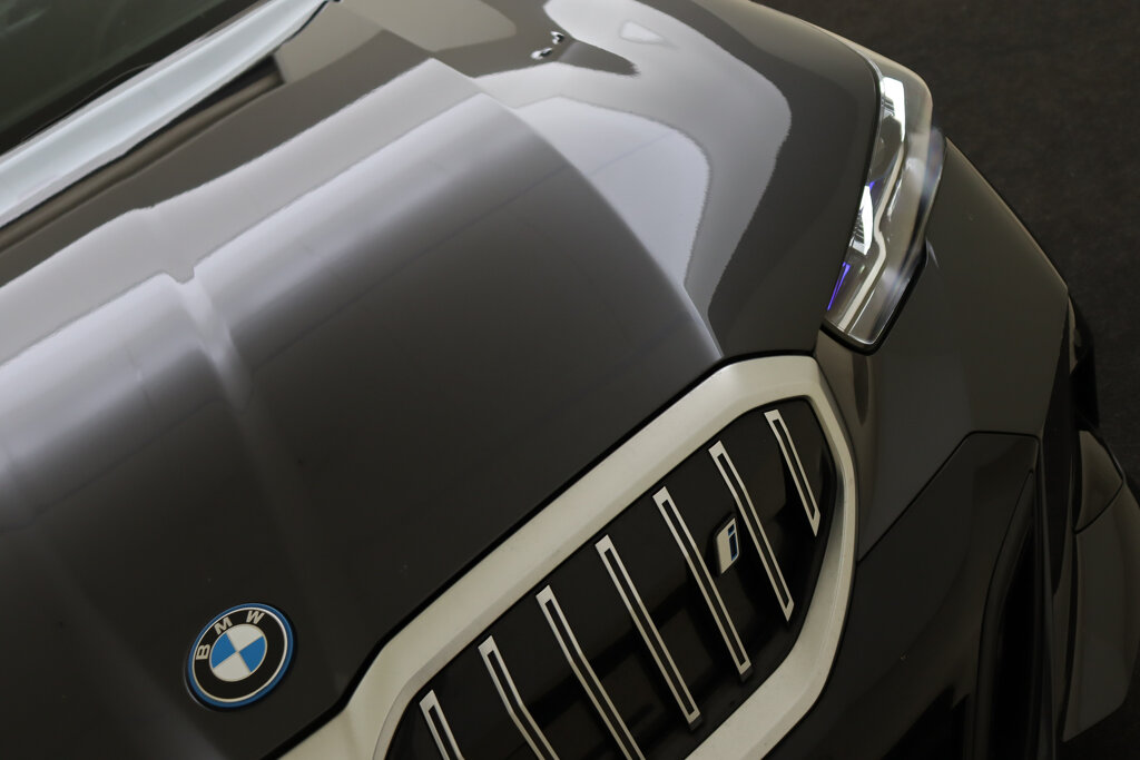 BMW i5 67