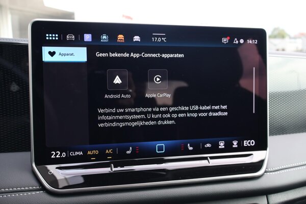 Apple Carplay/Android Auto Apple Carplay/Android Auto