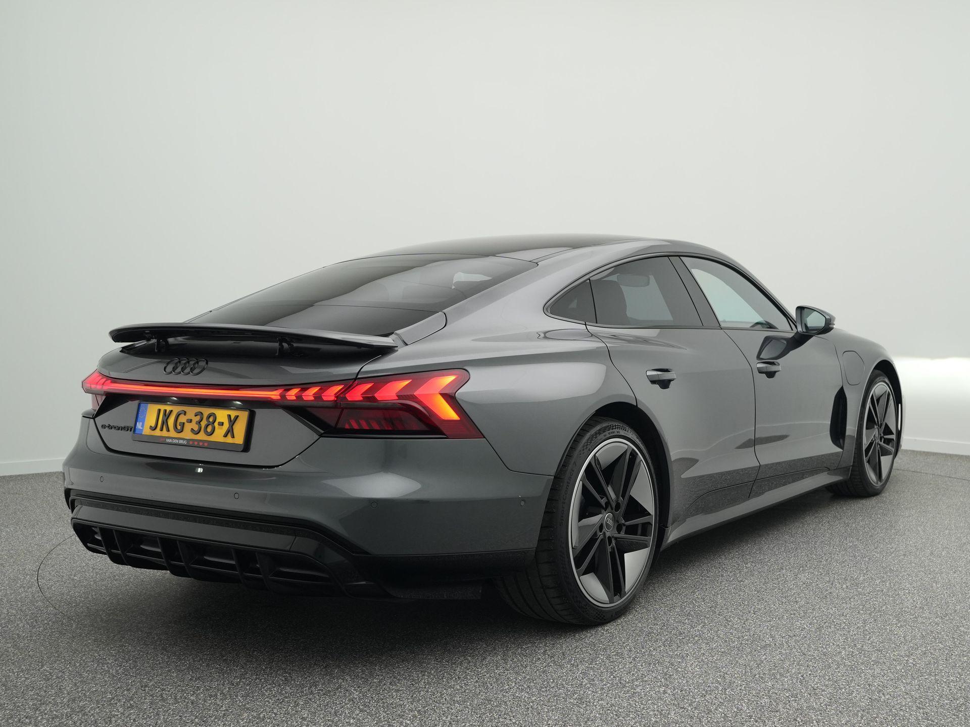 Audi e-tron GT GT Competition 93 kWh
