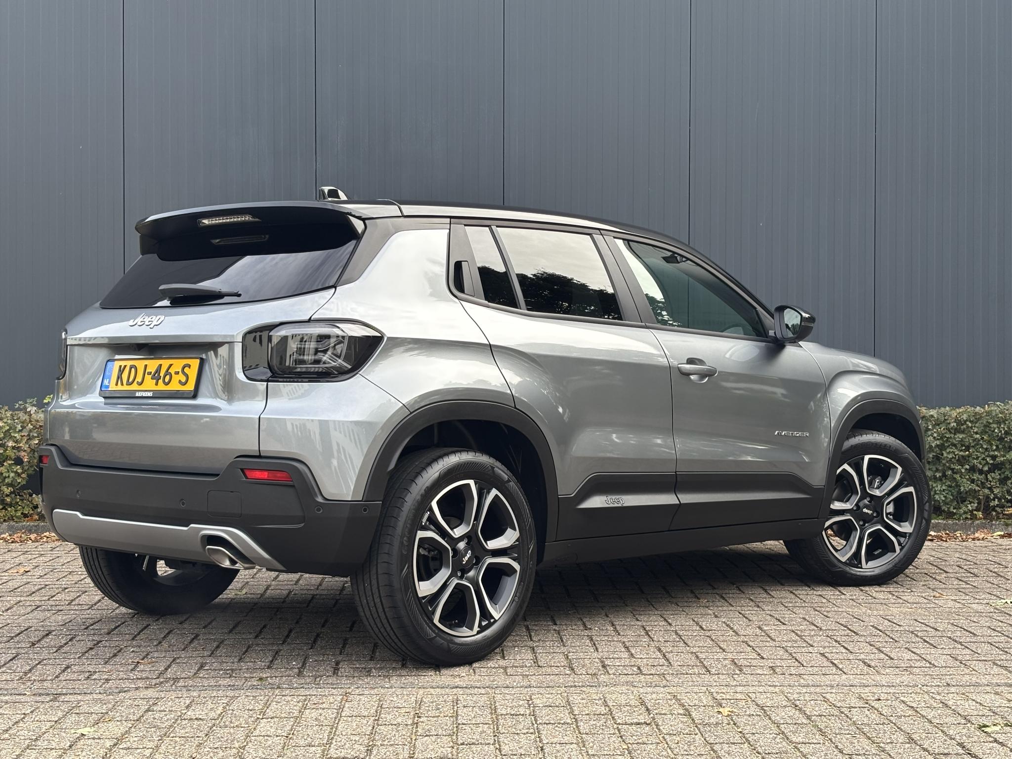 Jeep Avenger 110pk e-Hybrid Summit Automaat - Afbeelding 3