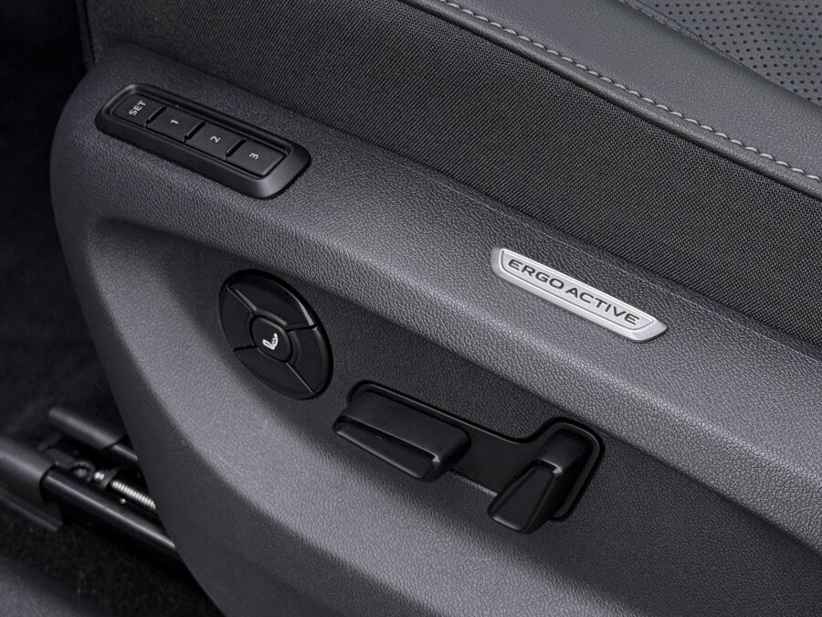 Volkswagen Tayron 1.5 eHybrid R-Line