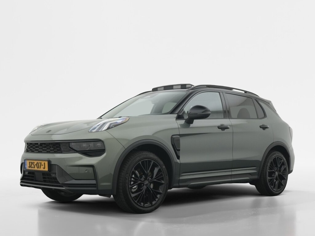 Lynk & Co 01 1.5 More | Panoramadak | Trekhaak | Dodehoeksensoren