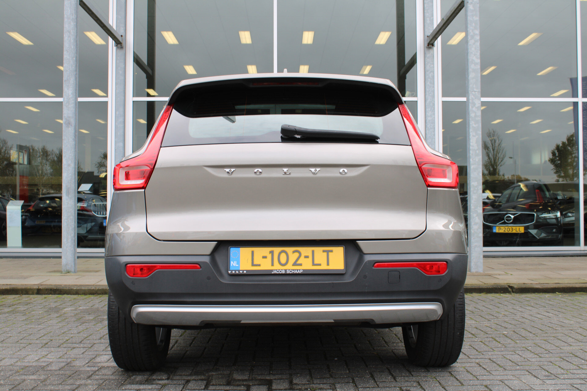 Volvo XC40 T2 130PK Automaat Momentum Business - Afbeelding 5