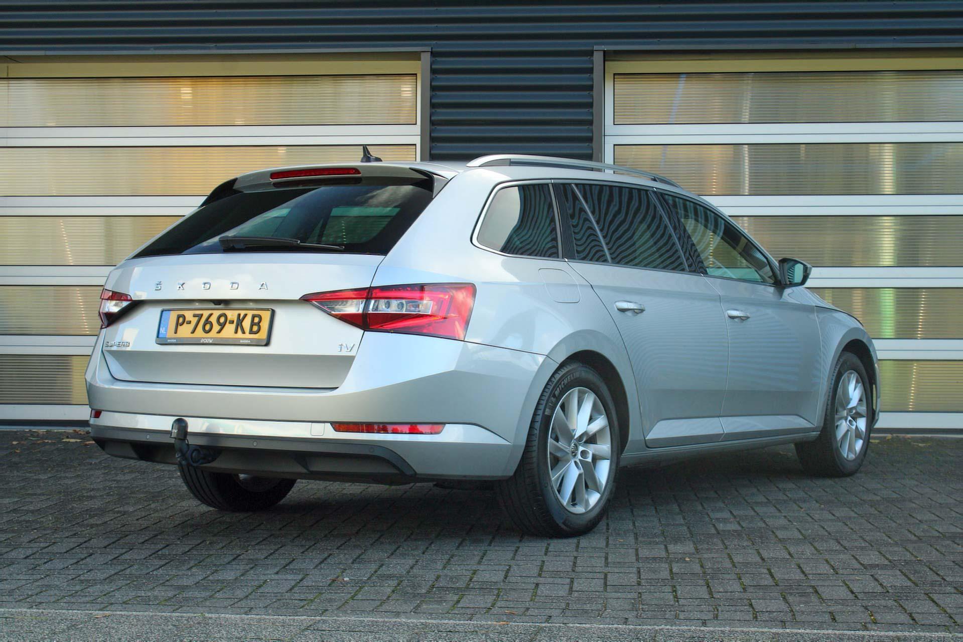 Skoda Superb Combi 1.4 TSI 218pk DSG iV Business Edition Plus