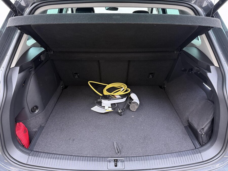 Volkswagen Tiguan 1.4 TSI eHybrid Elegance