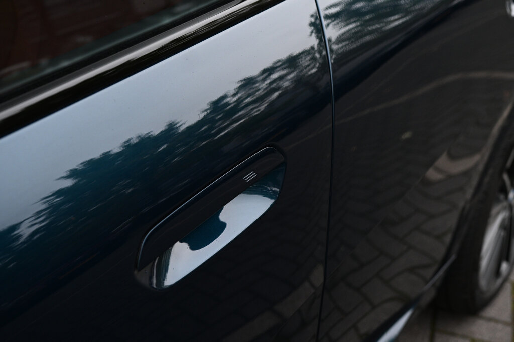 BMW iX2 27