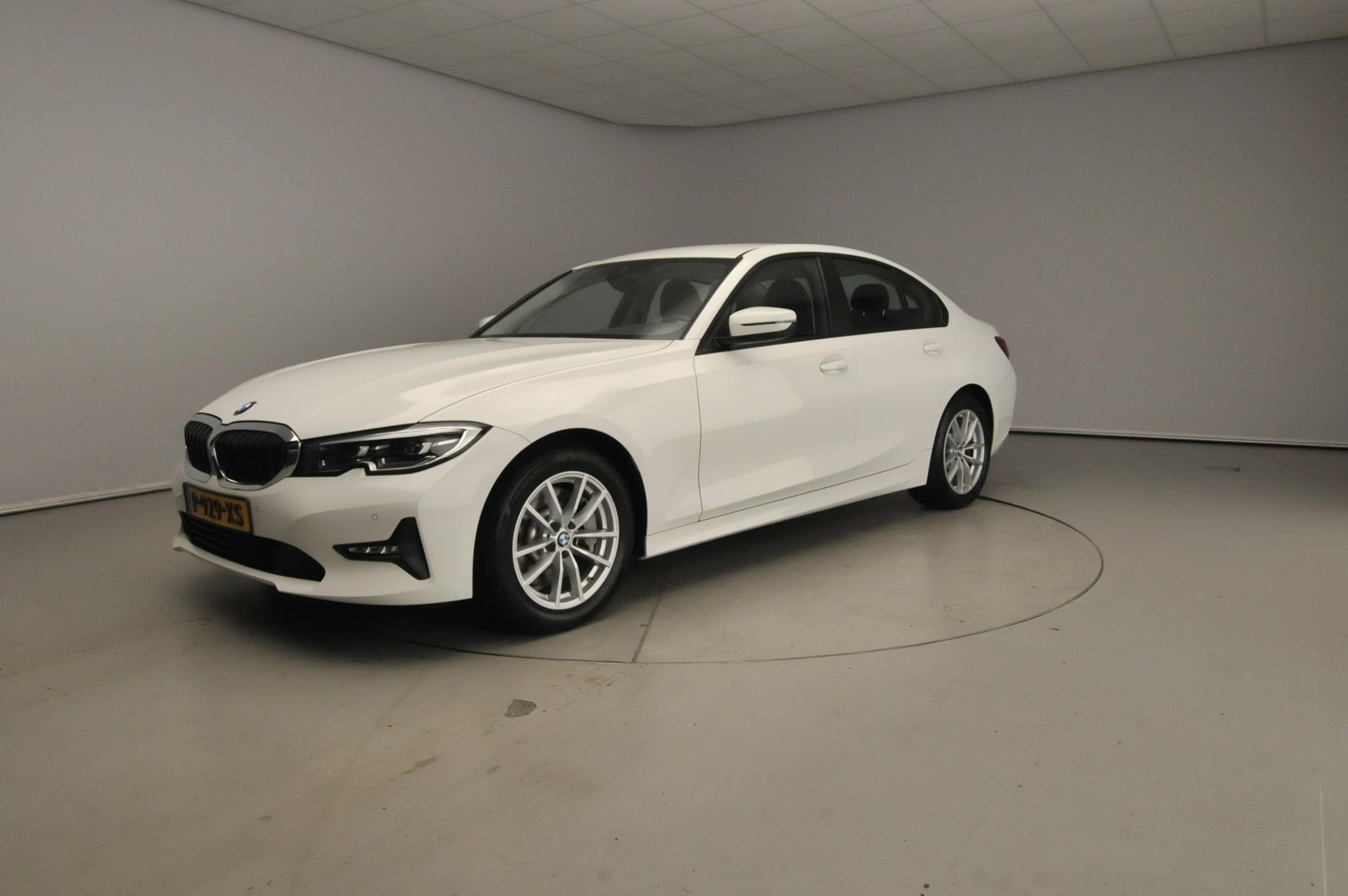 BMW 3 Serie Sedan 330i