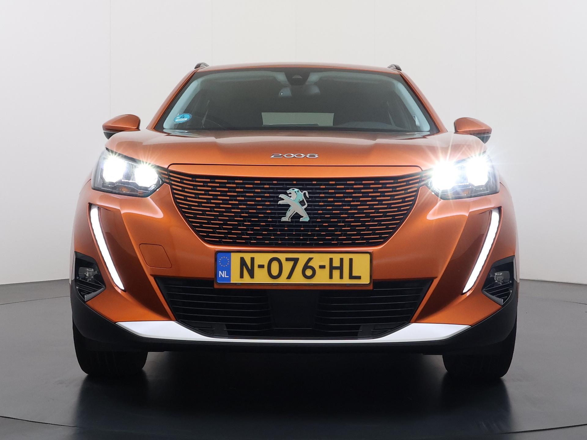 Peugeot e-2008