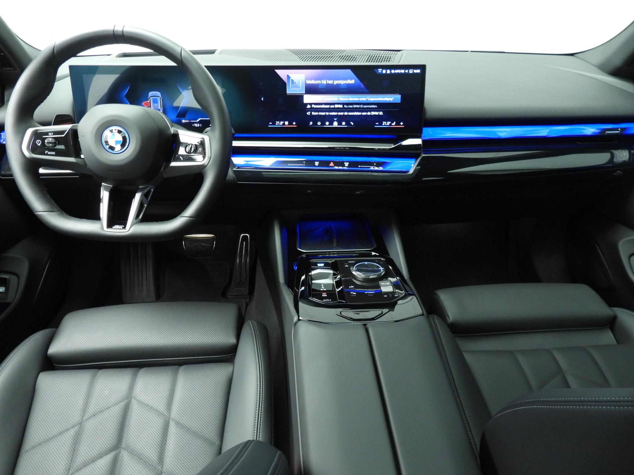 BMW i5