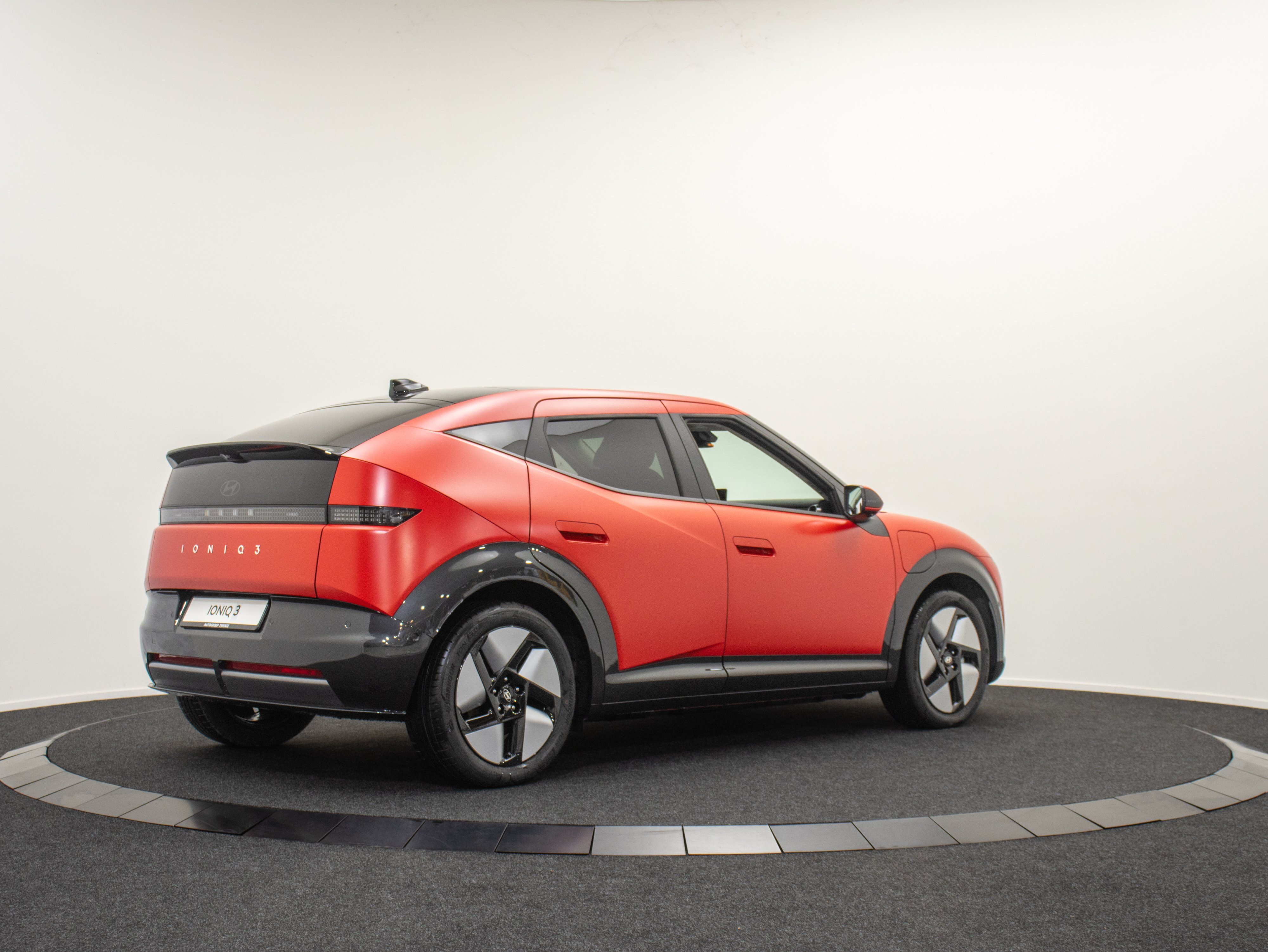 Hyundai IONIQ 3 Electric 61 kWh Prime