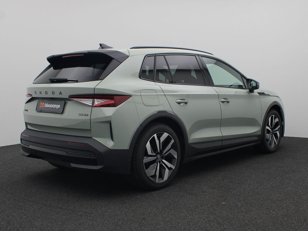 Skoda Elroq 60 Sportline 190PK Aut. Trekhaak, Achteruitrijcamera, Keyless, Side Assist, Elektr. Achterklep, 20" LM Velgen, Adaptieve Cruise Control, Matrix LED Verlichting - Afbeelding 4