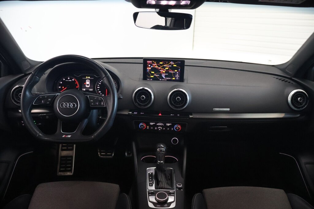 Audi A3 Limousine 1.5 TFSI S-Line 150pk | B&O | 3x S Line | Navigatie | Bluetooth - Afbeelding 2