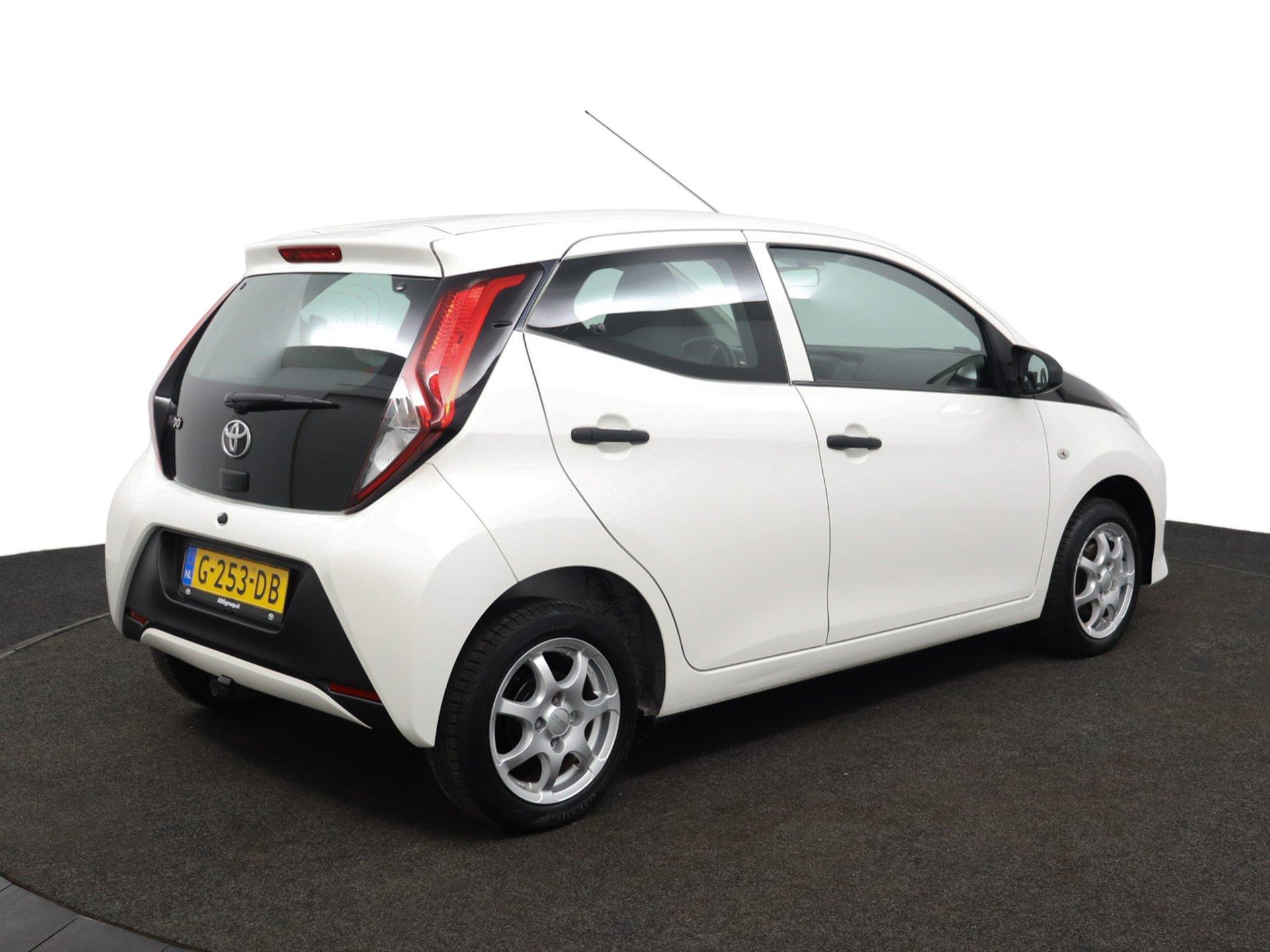 Toyota Aygo 1.0 VVT-i x-fun - Afbeelding 2