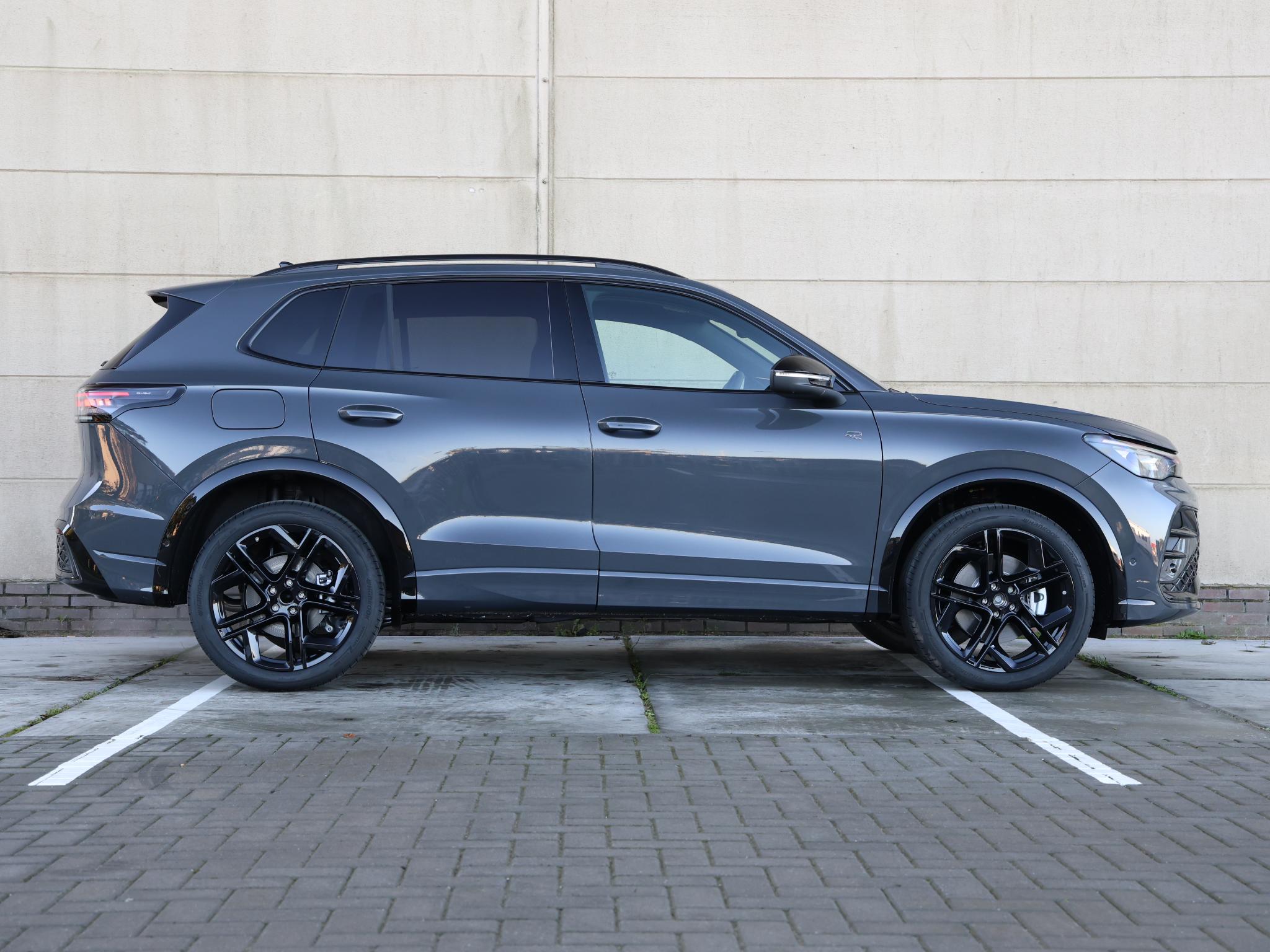 Volkswagen Tiguan R-Line Edition 1.5 eHybrid 272 PK
