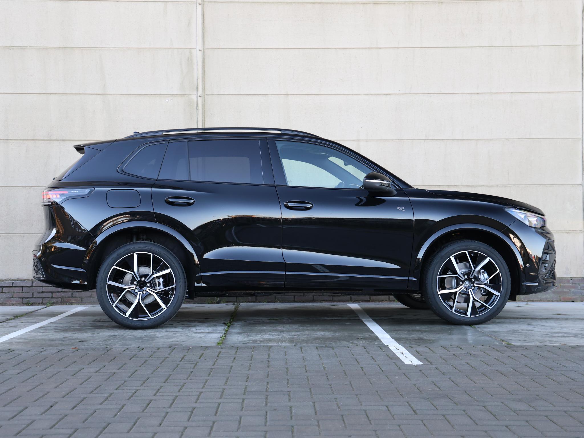 Volkswagen Tiguan R-Line Edition 1.5 eHybrid 272 PK