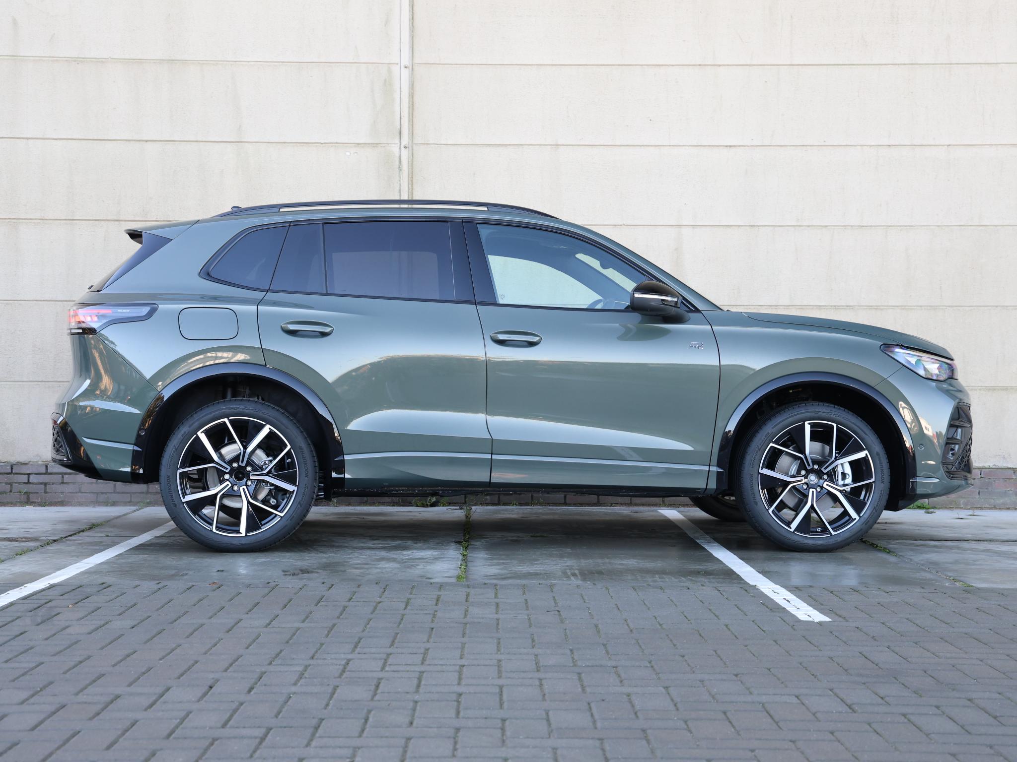 Volkswagen Tiguan R-Line Edition 1.5 eHybrid 204 PK